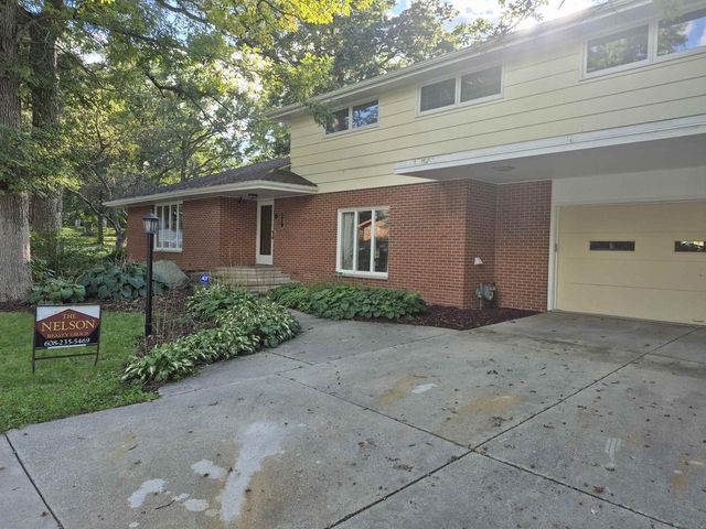 379 Grove Street, Lake Mills, WI 53551