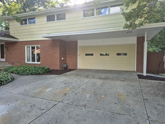 379 Grove Street, Lake Mills, WI 53551