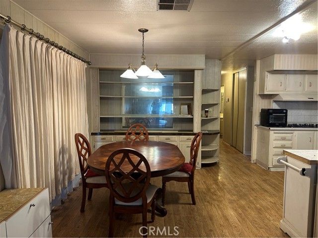 21001 Plummer 95, Chatsworth (los Angeles), CA 91311