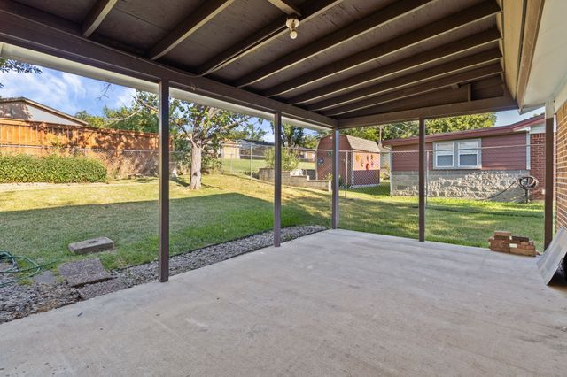 840 Comal Avenue, White Settlement, TX 76108