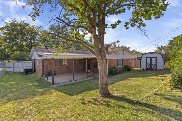 840 Comal Avenue, White Settlement, TX 76108
