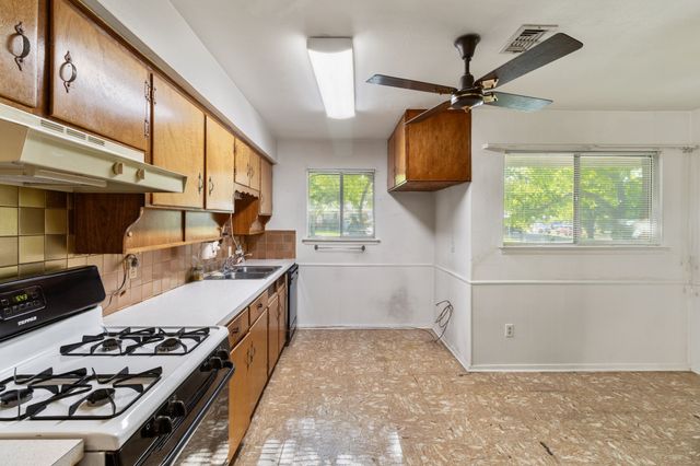 840 Comal Avenue, White Settlement, TX 76108