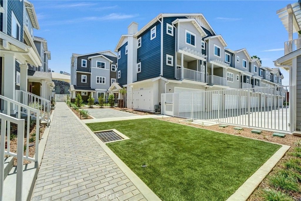 200 E 14th Street 8, Long Beach, CA 90813 — photo 2