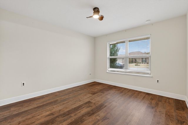 5733 Marigold Loop, Crestview, FL 32539