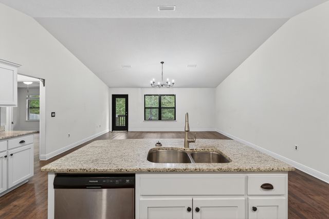 5733 Marigold Loop, Crestview, FL 32539