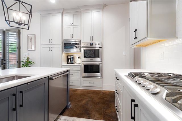 2020 ELZEY AVE, Memphis, TN 38104