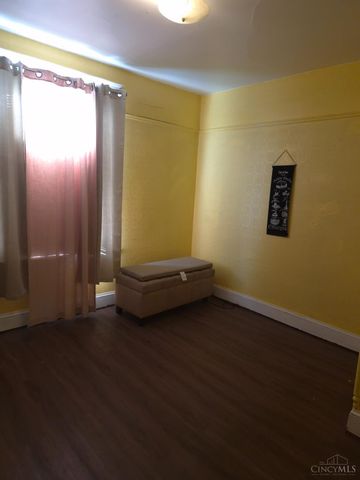 2704 Euclid Avenue, Cincinnati, OH 45219
