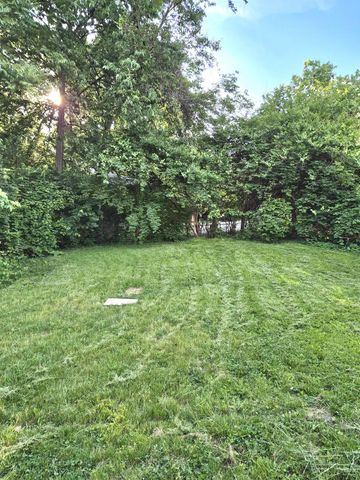 2704 Euclid Avenue, Cincinnati, OH 45219