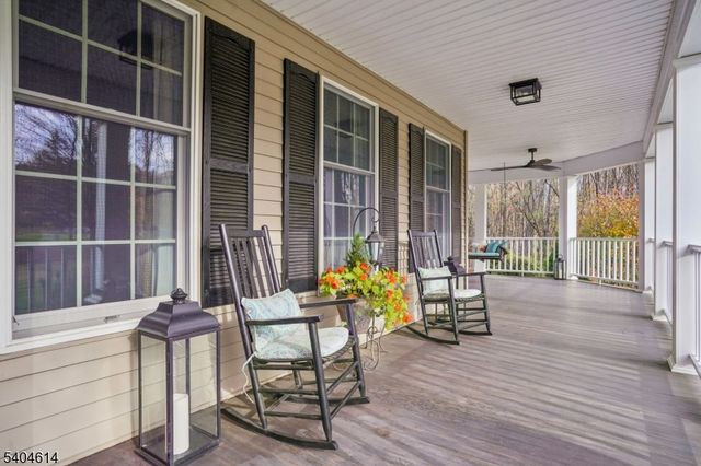 36 W Springtown Rd, Washington Twp., NJ 07853