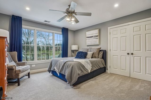 36 W Springtown Rd, Washington Twp., NJ 07853