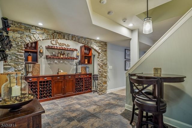 36 W Springtown Rd, Washington Twp., NJ 07853