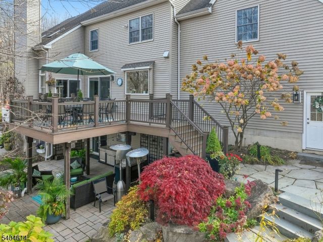 36 W Springtown Rd, Washington Twp., NJ 07853