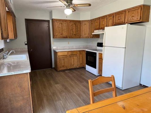 11392 Edgemere Terrace, Roscoe, IL 61073