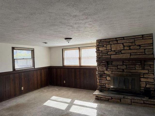 11392 Edgemere Terrace, Roscoe, IL 61073