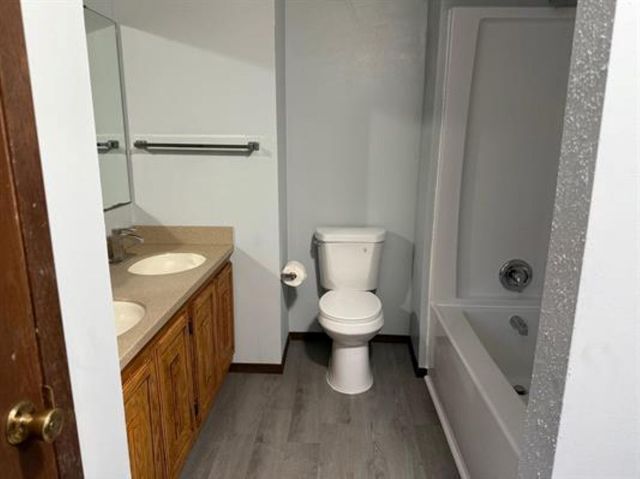 11392 Edgemere Terrace, Roscoe, IL 61073