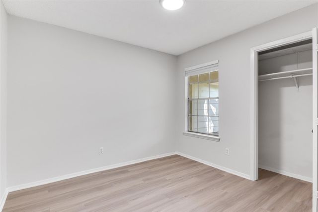 8015 Scotland Yard, Austin, TX 78759
