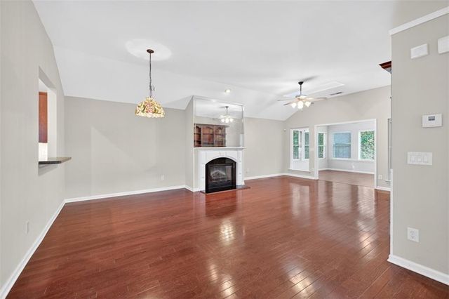 164 Cottage Club Drive, Locust Grove, GA 30248