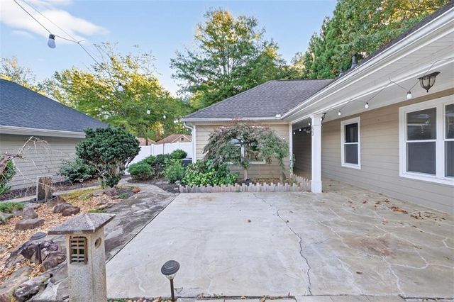 164 Cottage Club Drive, Locust Grove, GA 30248