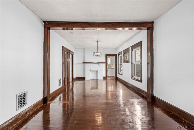 40 Magnolia Avenue, Buffalo, NY 14220