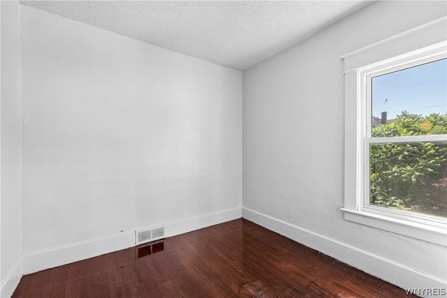 40 Magnolia Avenue, Buffalo, NY 14220