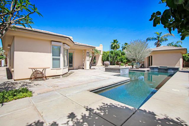 7 Ridgeline Way, Rancho Mirage, CA 92270