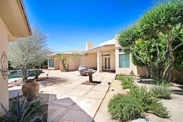 7 Ridgeline Way, Rancho Mirage, CA 92270