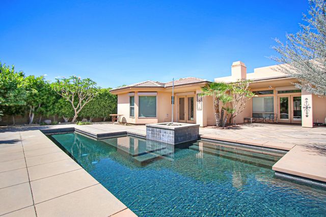 7 Ridgeline Way, Rancho Mirage, CA 92270