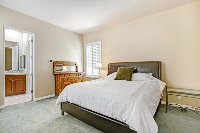 7 Ridgeline Way, Rancho Mirage, CA 92270