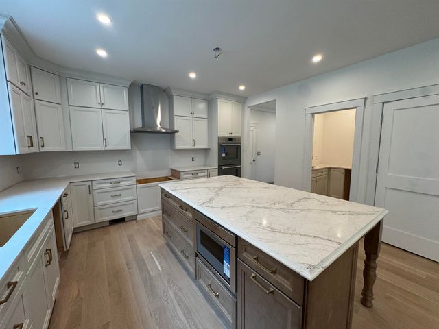 70 Tidewater Farm Road, Greenland, NH 03840