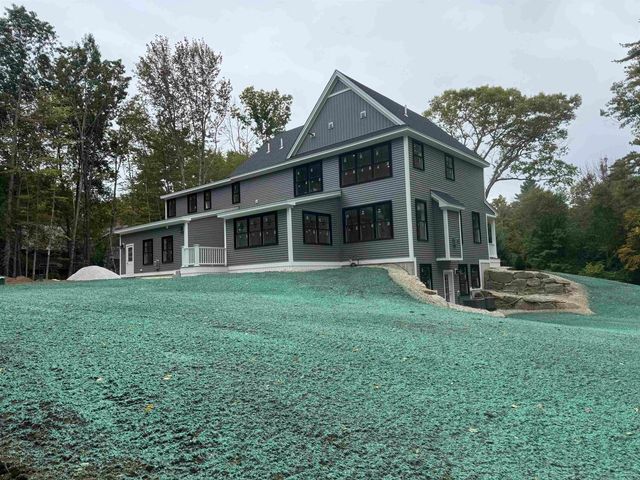 70 Tidewater Farm Road, Greenland, NH 03840