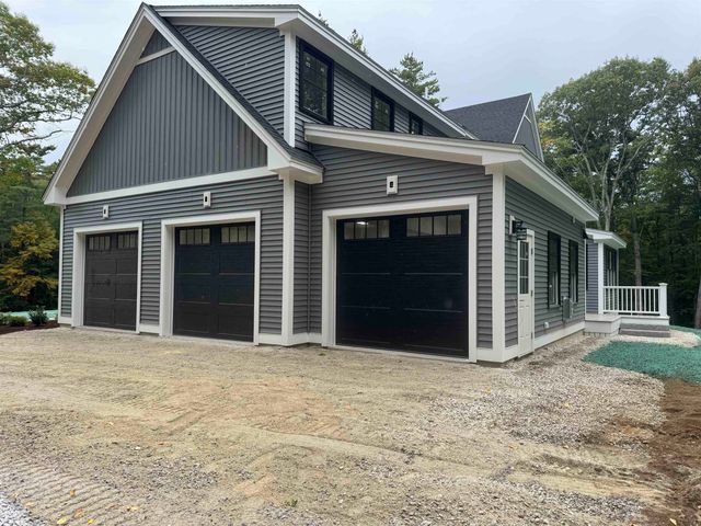 70 Tidewater Farm Road, Greenland, NH 03840