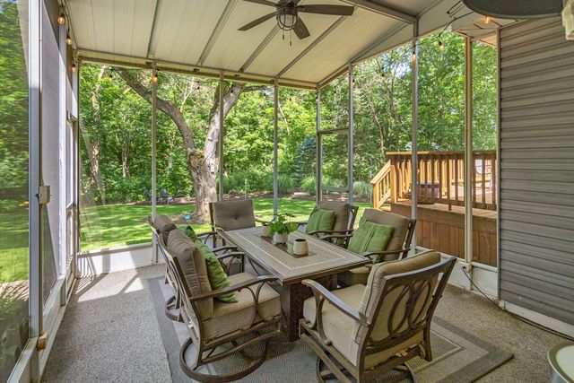 20736 Briarwood Lane, Mokena, IL 60448