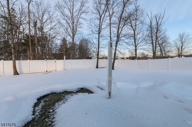 33 Viking Ave, Franklin Twp., NJ 08873