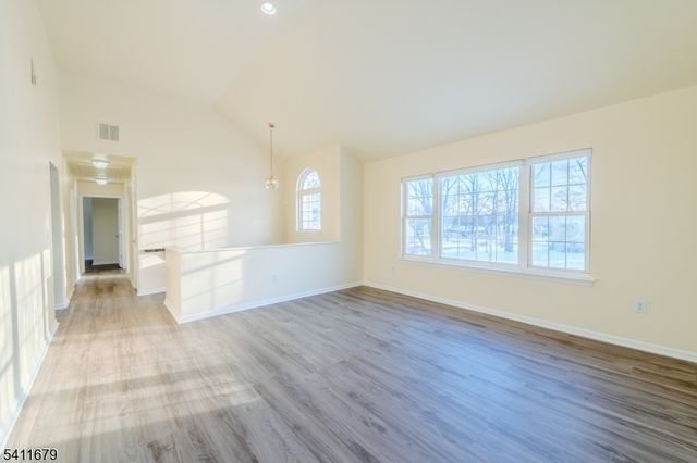 33 Viking Ave, Franklin Twp., NJ 08873