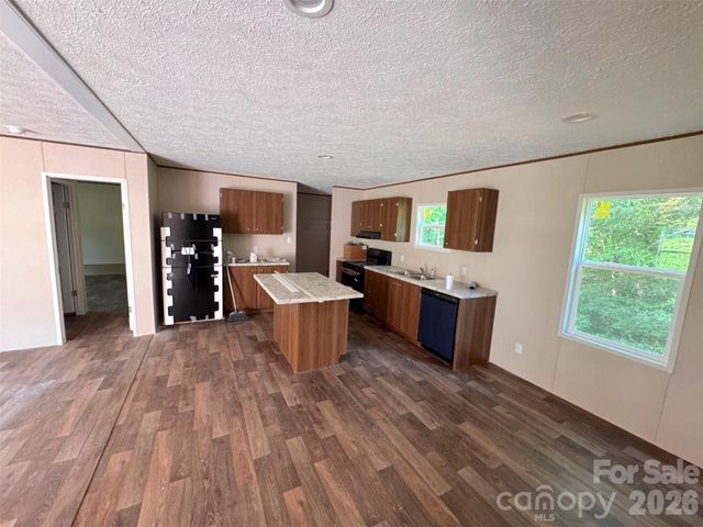 34 S Gaither Avenue, Newton, NC 28658