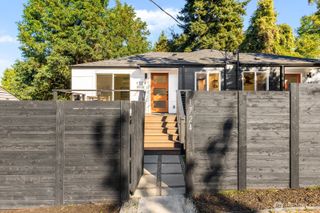 1724 Martin Luther King Jr Way, Seattle, WA 98122