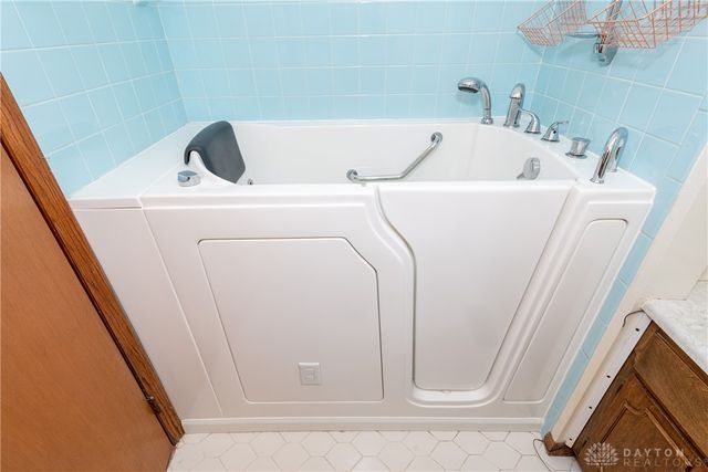 189 Katy Lane, Englewood, OH 45322