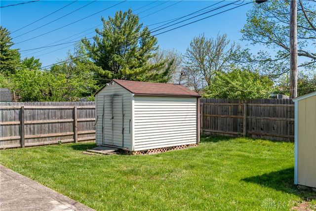 189 Katy Lane, Englewood, OH 45322