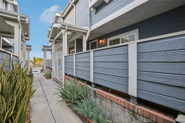 21901 Moneta Avenue 21, Carson, CA 90745