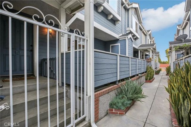 21901 Moneta Avenue 21, Carson, CA 90745