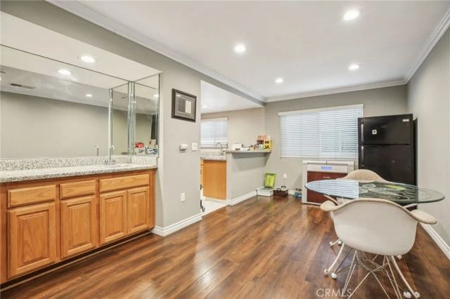 21901 Moneta Avenue 21, Carson, CA 90745