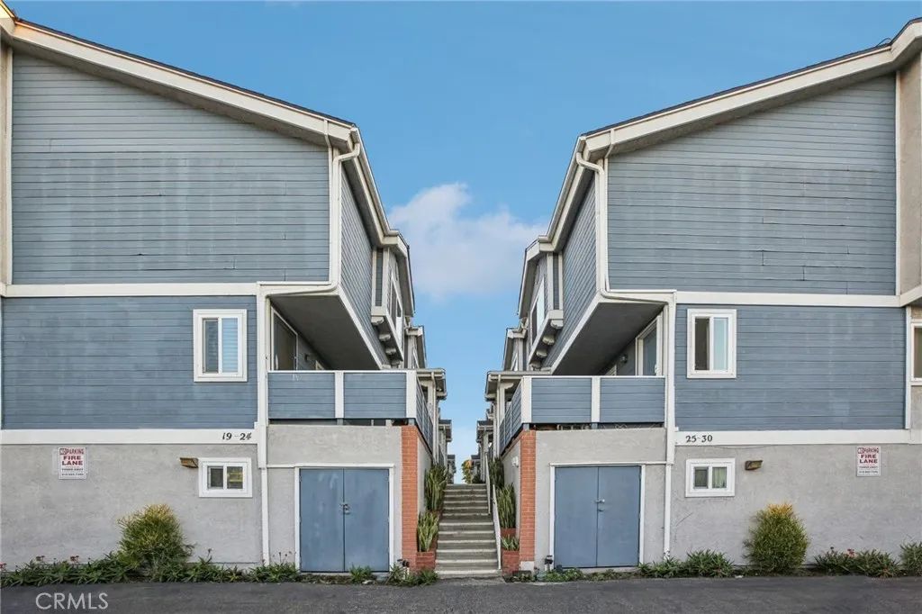 21901 Moneta Avenue 21, Carson, CA 90745