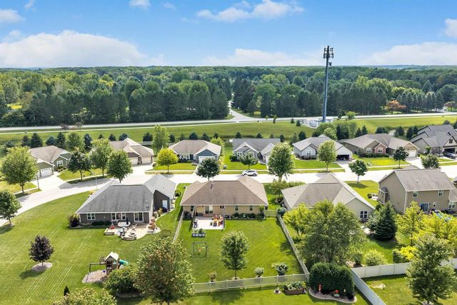 648 PEBBLESTONE CIRCLE, Hobart, WI 54155