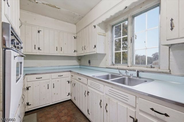19 Craig Rd, Readington Twp., NJ 08853