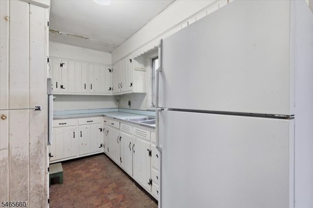 19 Craig Rd, Readington Twp., NJ 08853