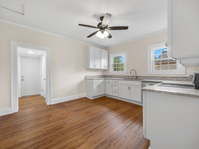 128 Hill Street, Wellford, SC 29385