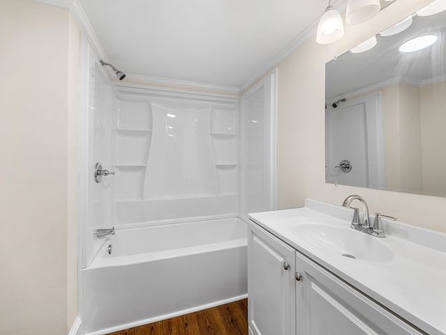 128 Hill Street, Wellford, SC 29385
