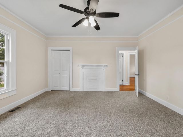 128 Hill Street, Wellford, SC 29385