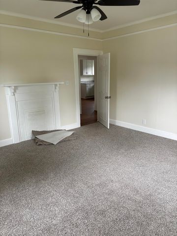 128 Hill Street, Wellford, SC 29385