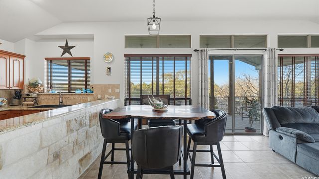 1211 Sherwood, Canyon Lake, TX 78133